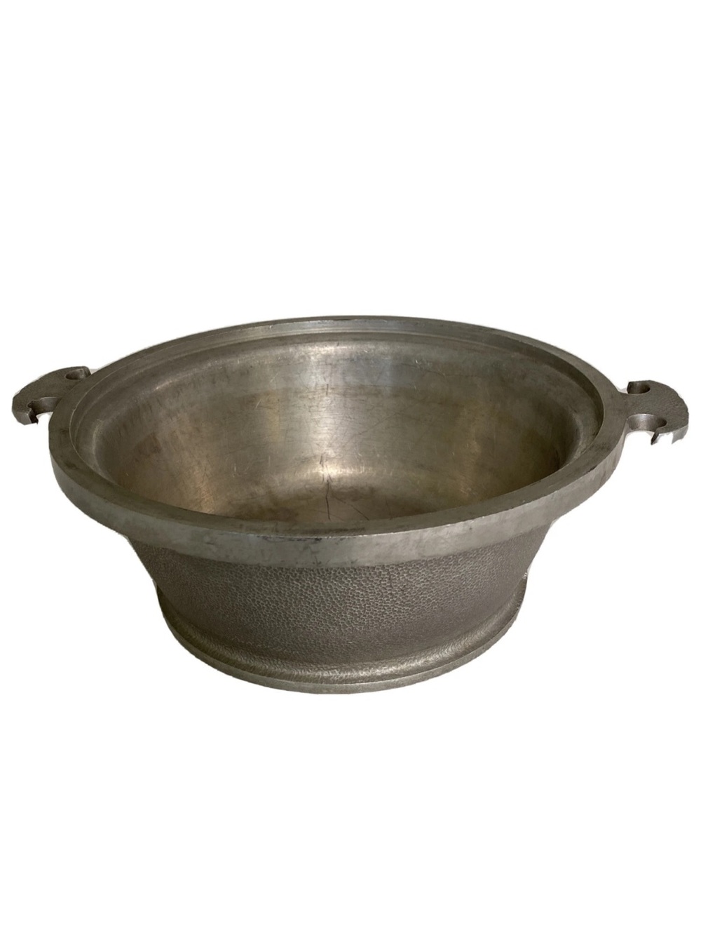 Vintage Guardian Service hammered aluminum Dutch oven pot, typically